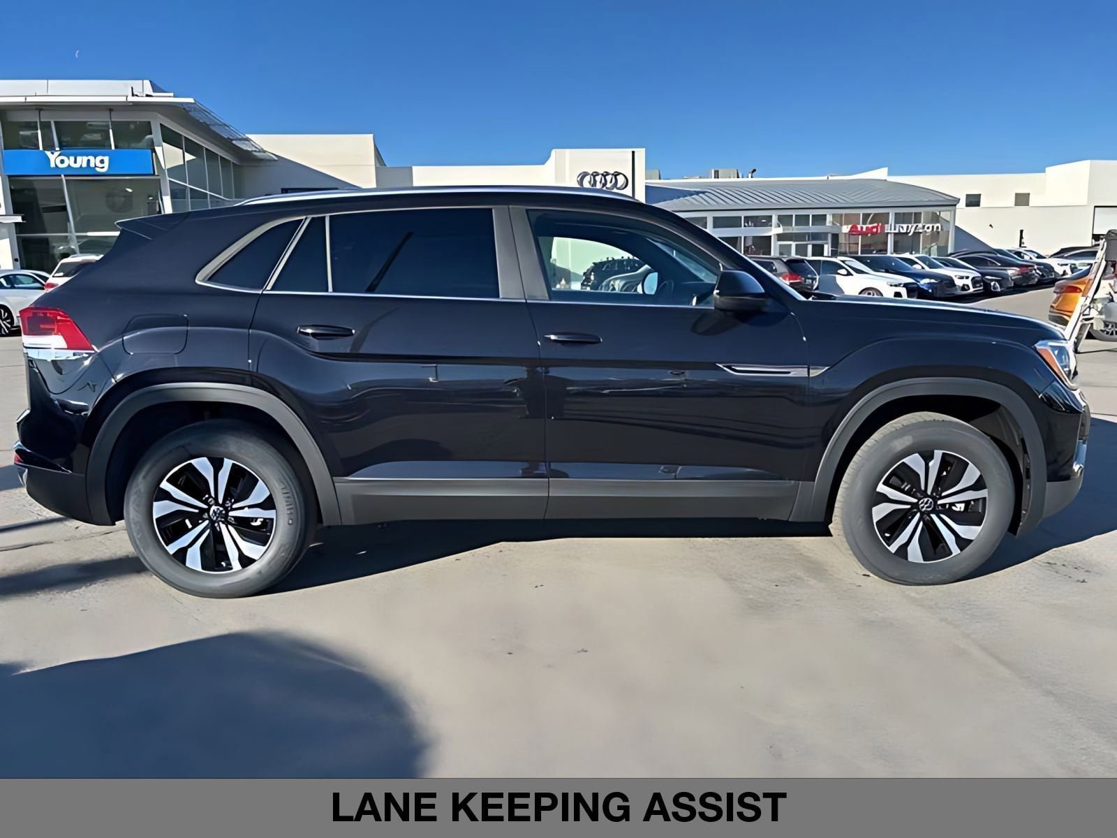 New 2026 Volkswagen Atlas Cross Sport SE AWD/4WD image 2