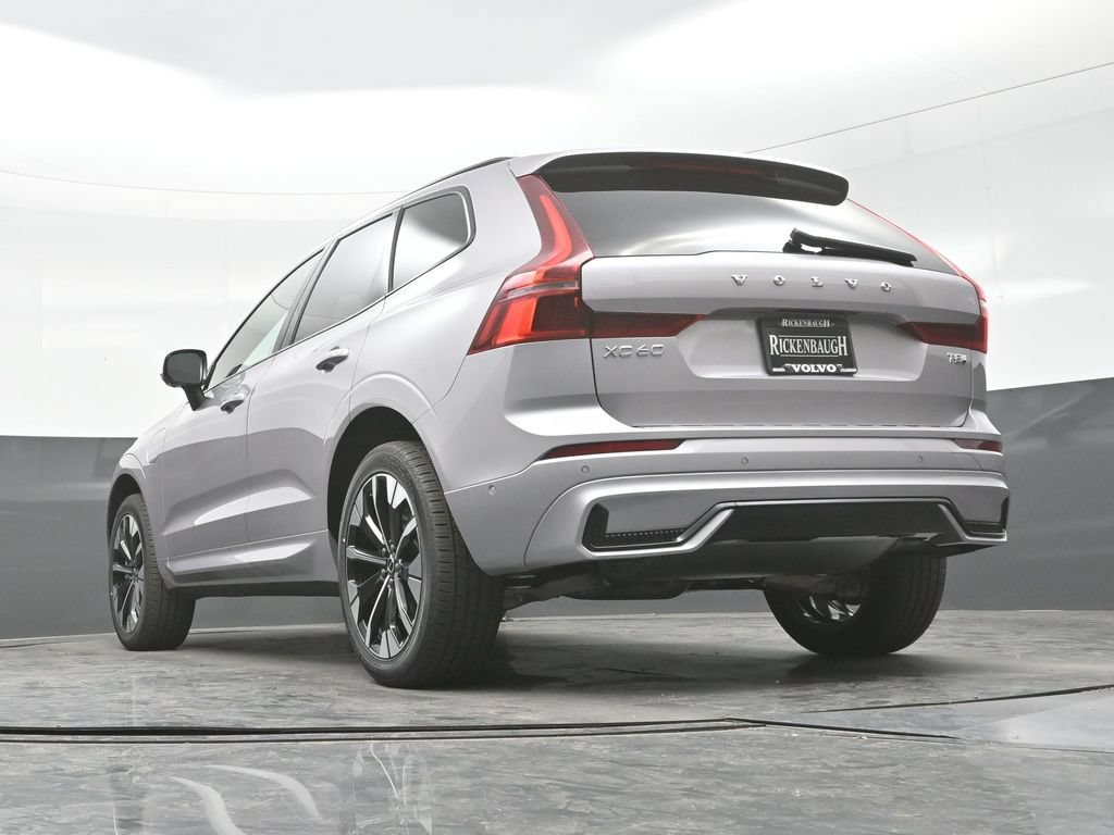 New 2026 Volvo XC60 T8 Plus w/ Climate Package PRO AWD/4WD image 25