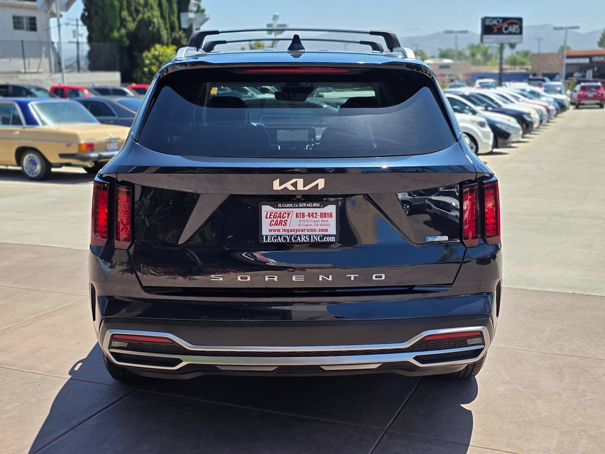 Used 2022 Kia Sorento S FWD image 11