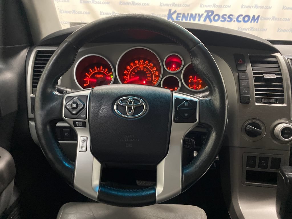 Used 2015 Toyota Sequoia SR5 w/ Premium Package AWD/4WD image 26