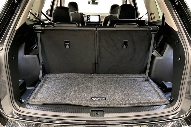 Used 2025 Volkswagen Atlas SEL Premium R-Line image 43