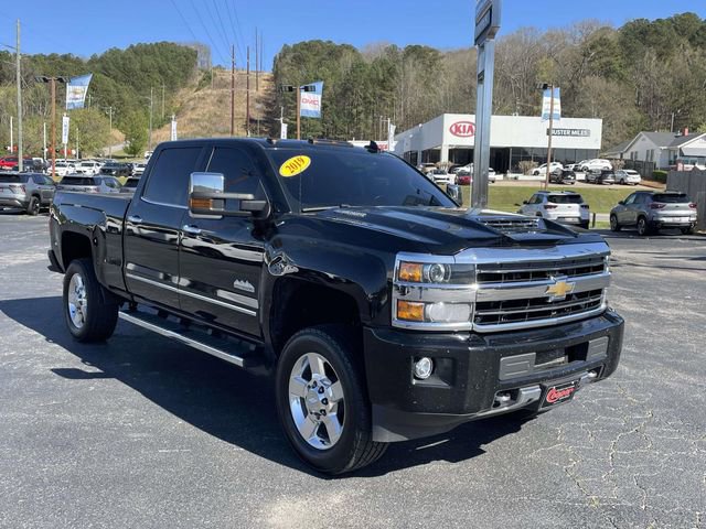 Used 2019 Chevrolet Silverado 2500 High Country w/ Duramax Plus Package image 6