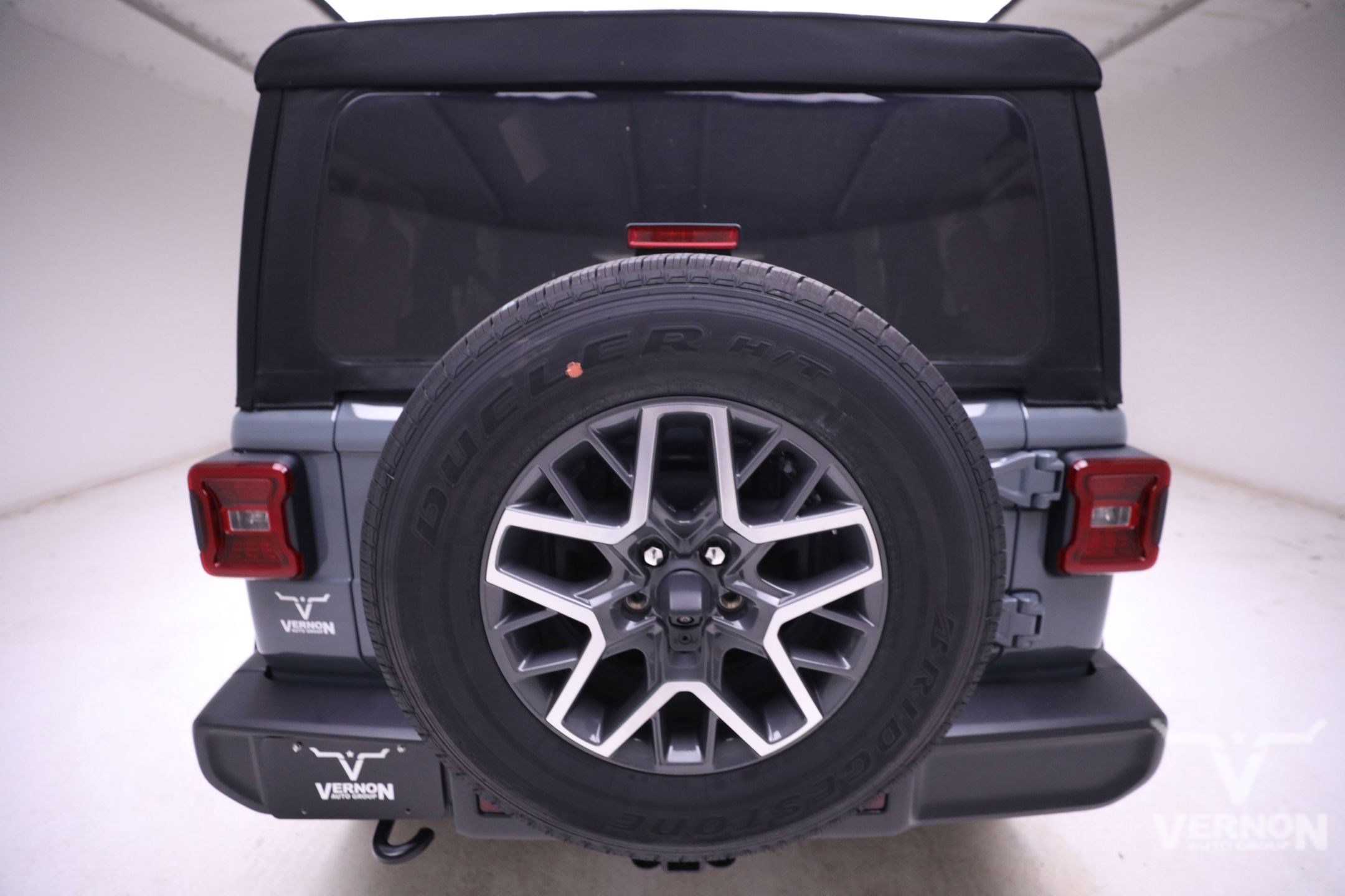 New 2024 Jeep Wrangler Sahara w/ Technology Group image 10