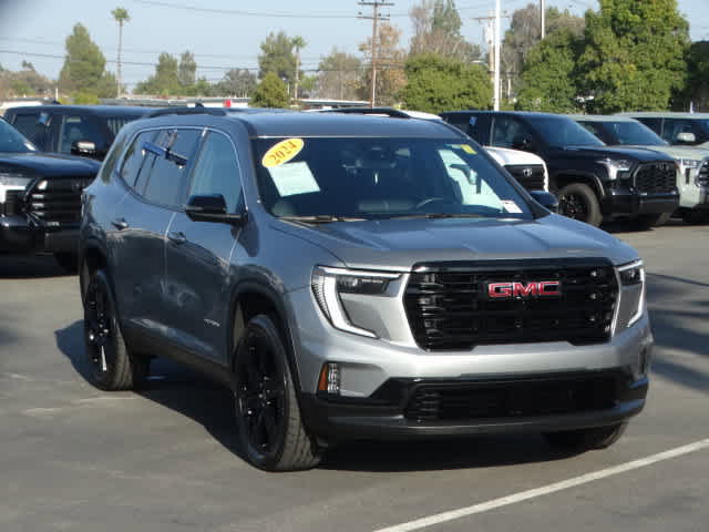 Used 2024 GMC Acadia Elevation w/ Black Edition image 2