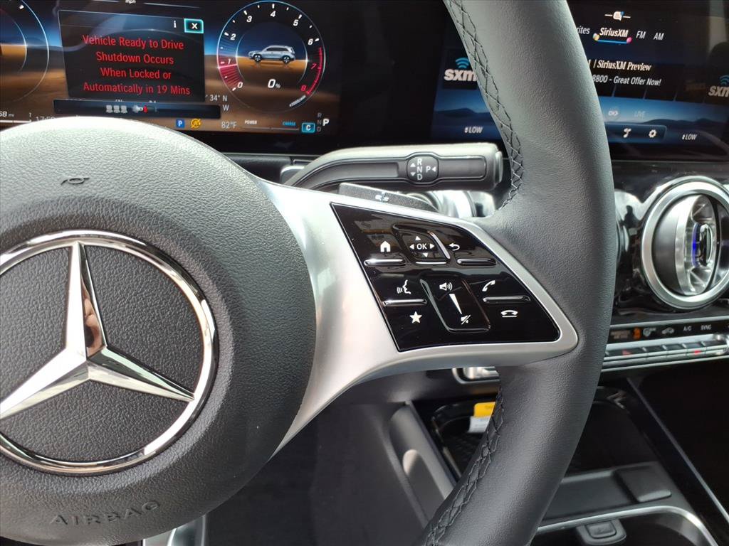 Used 2026 Mercedes-Benz GLB 250 4MATIC image 16
