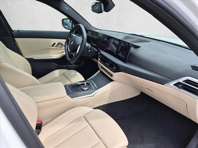 Used 2025 BMW 330i Sedan w/ M Sport Package RWD image 20