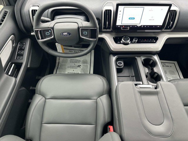 New 2026 Ford Expedition Active image 23