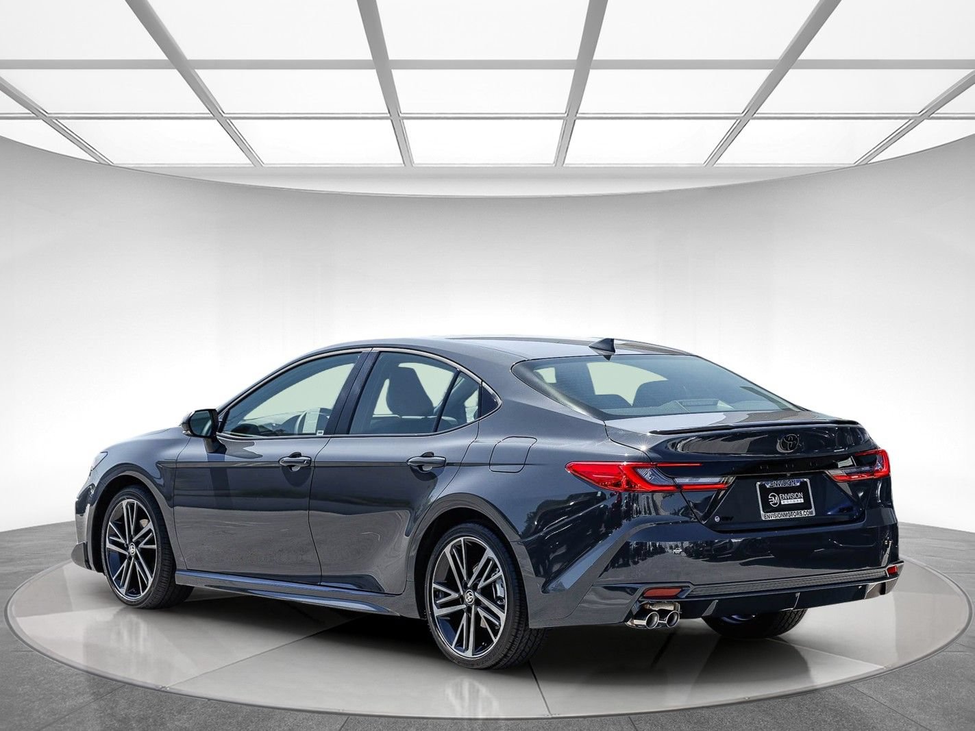 Used 2026 Toyota Camry XSE FWD image 2