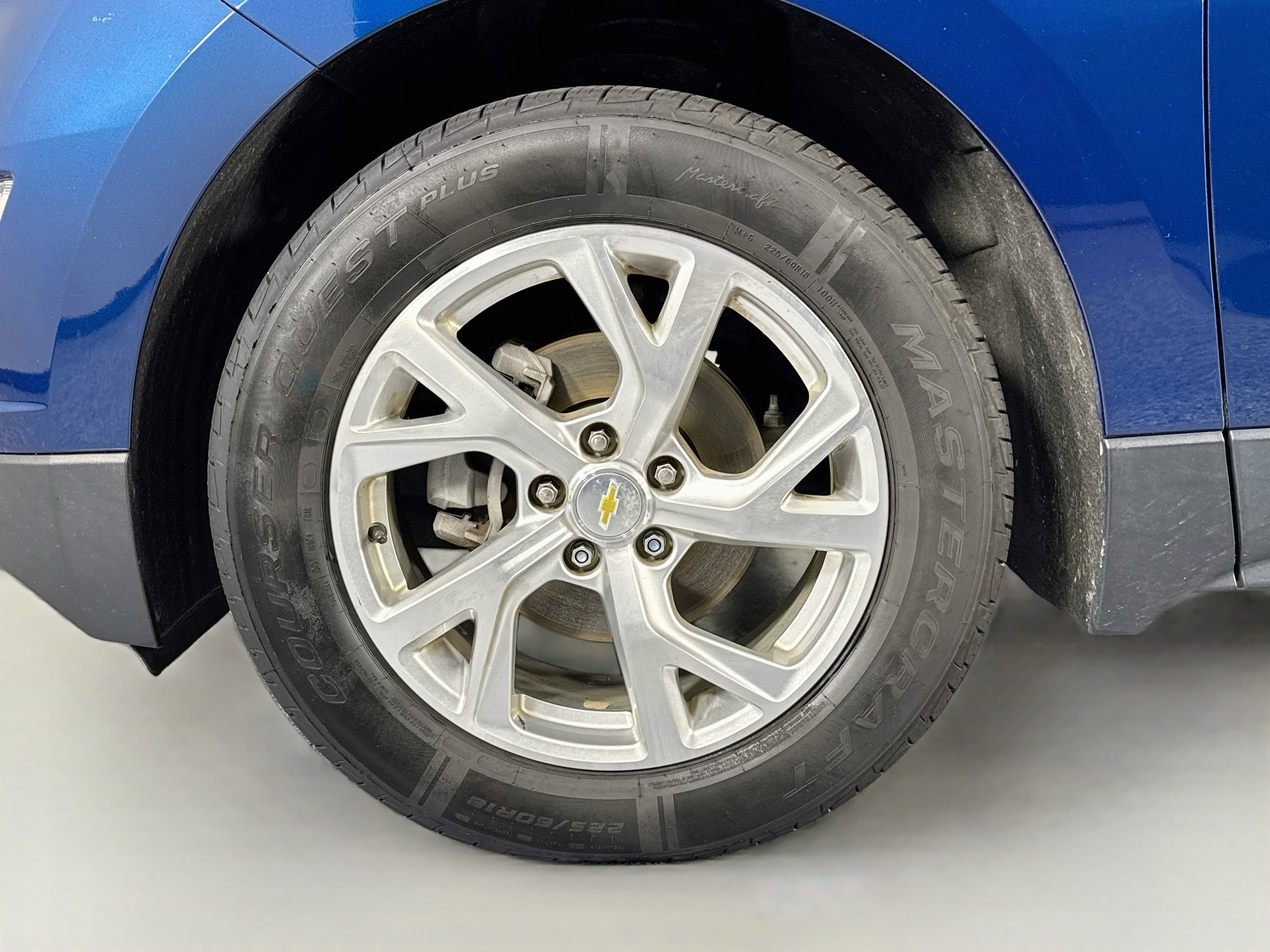 Used 2020 Chevrolet Equinox Premier FWD image 31