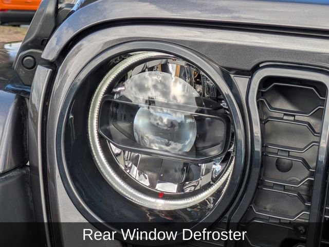 Used 2025 Jeep Wrangler Unlimited Sahara w/ Safety Group image 10