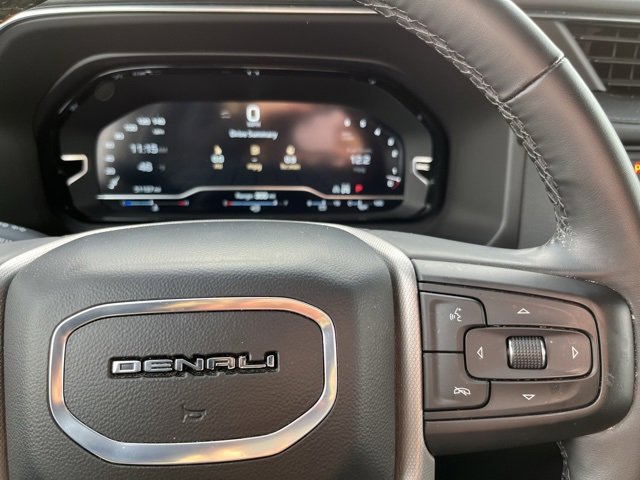 Used 2024 GMC Yukon Denali image 25