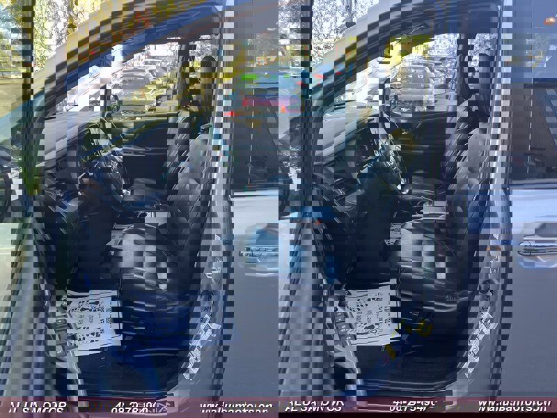 Used 2015 Toyota Sienna SE w/ SE Preferred Package FWD image 21