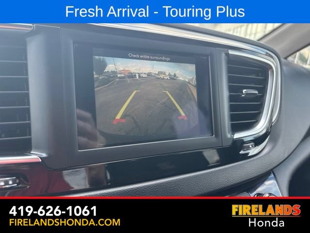 Used 2019 Chrysler Pacifica Touring Plus w/ S Appearance Package FWD image 26