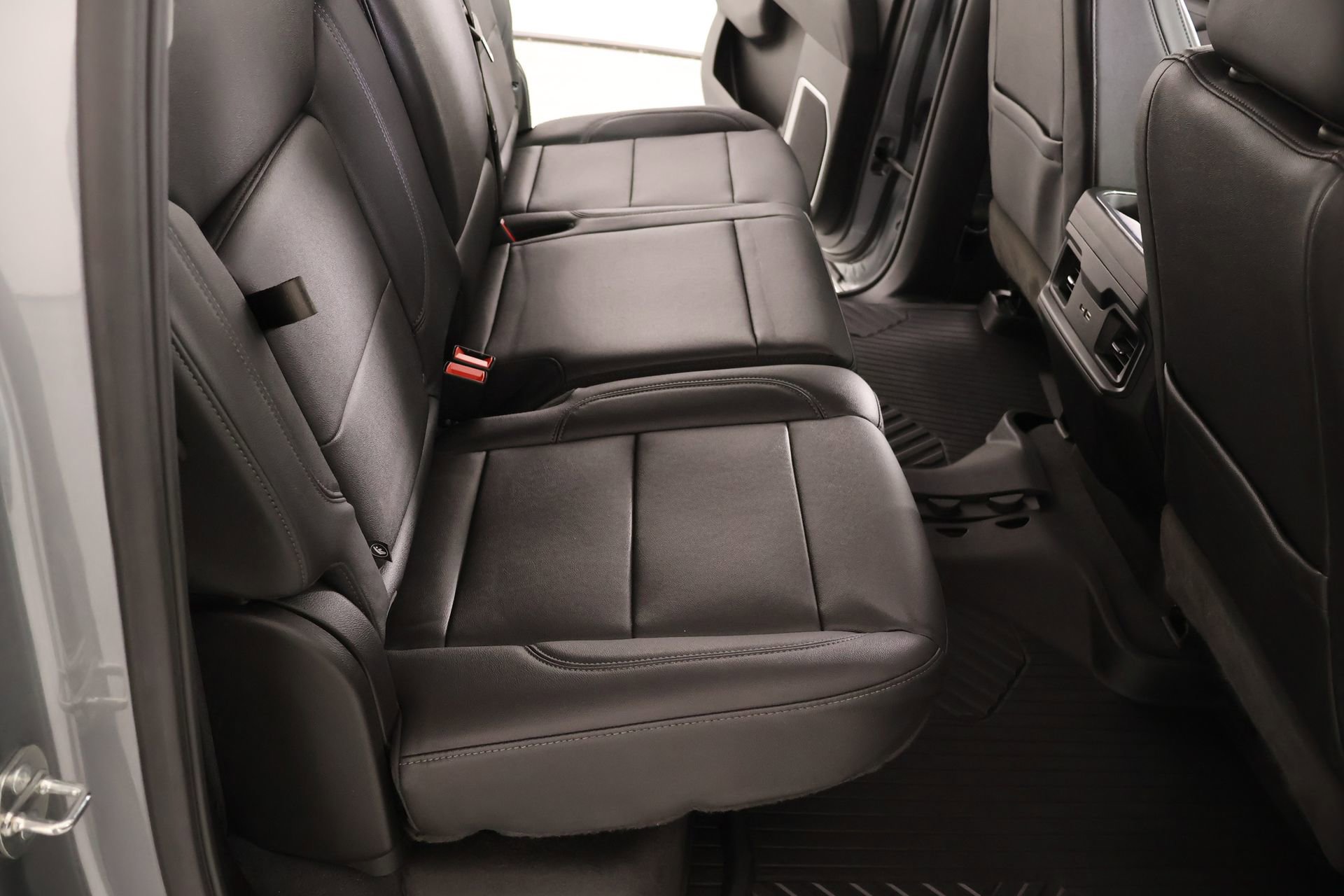 Used 2023 Chevrolet Silverado 1500 RST image 14