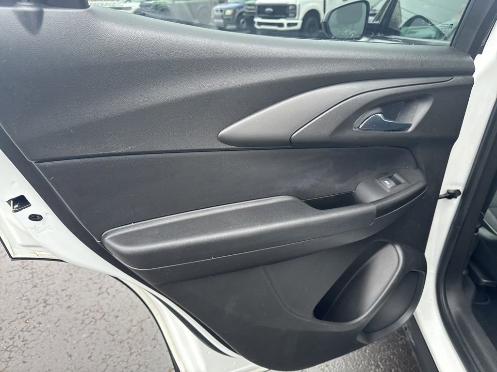 Used 2021 Chevrolet TrailBlazer RS image 38