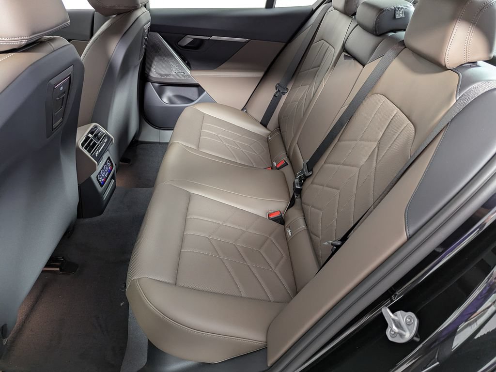 New 2027 BMW 530i xDrive AWD/4WD image 32