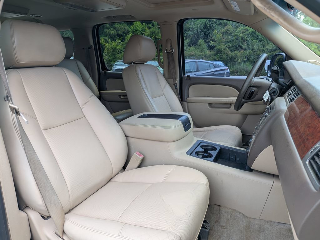 Used 2012 GMC Yukon XL SLT RWD image 31