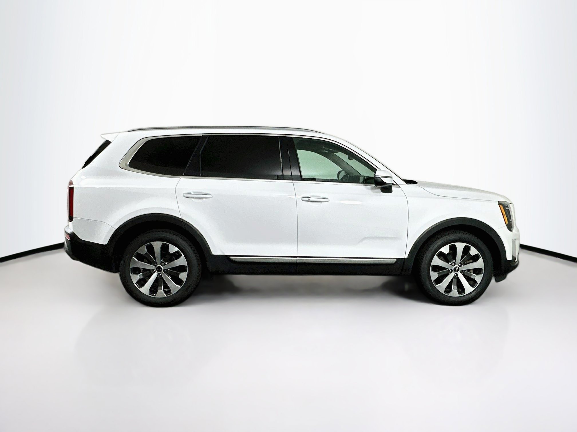 Used 2021 Kia Telluride S FWD image 10