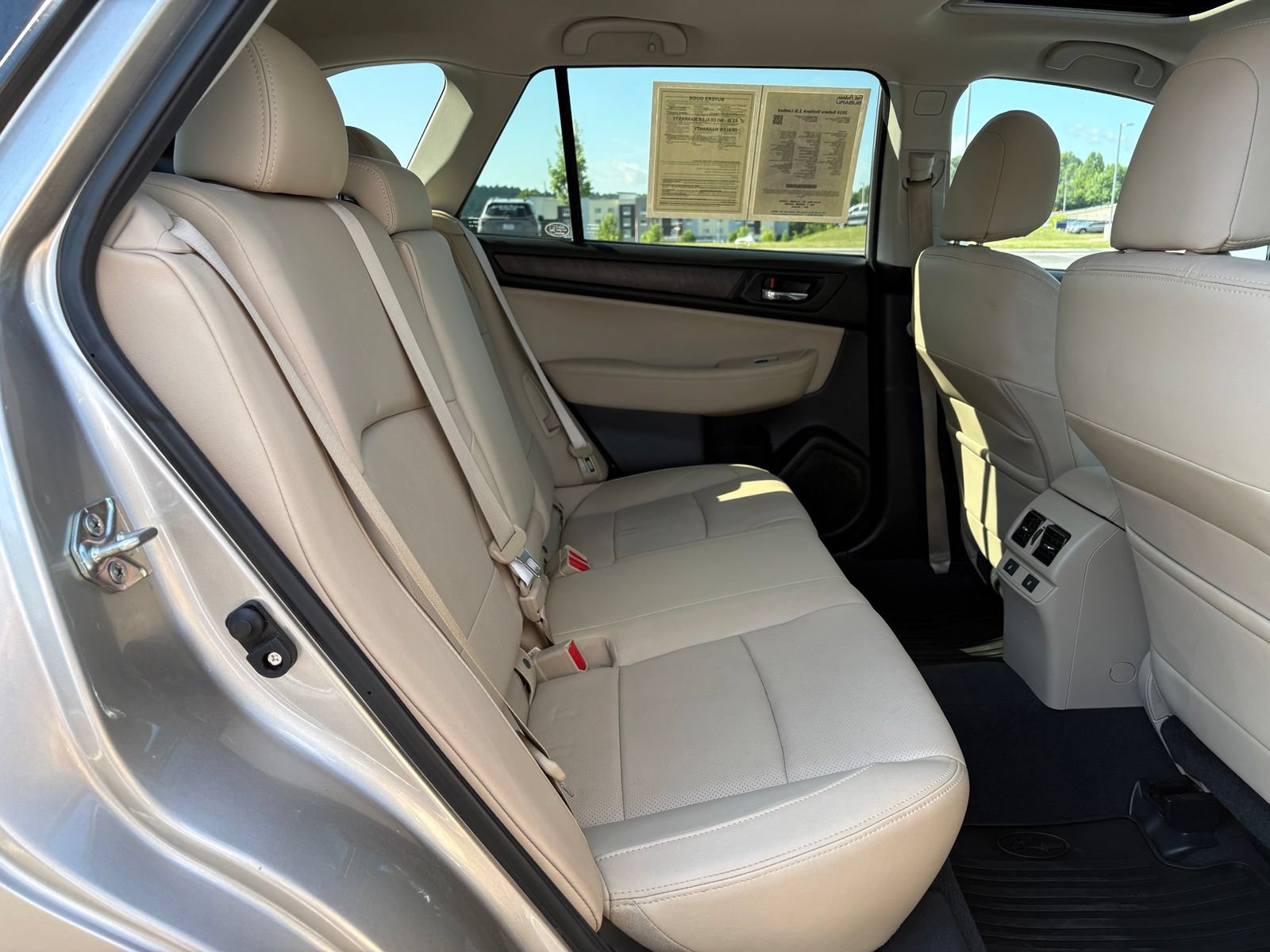 Used 2016 Subaru Outback 2.5i Limited AWD/4WD image 30