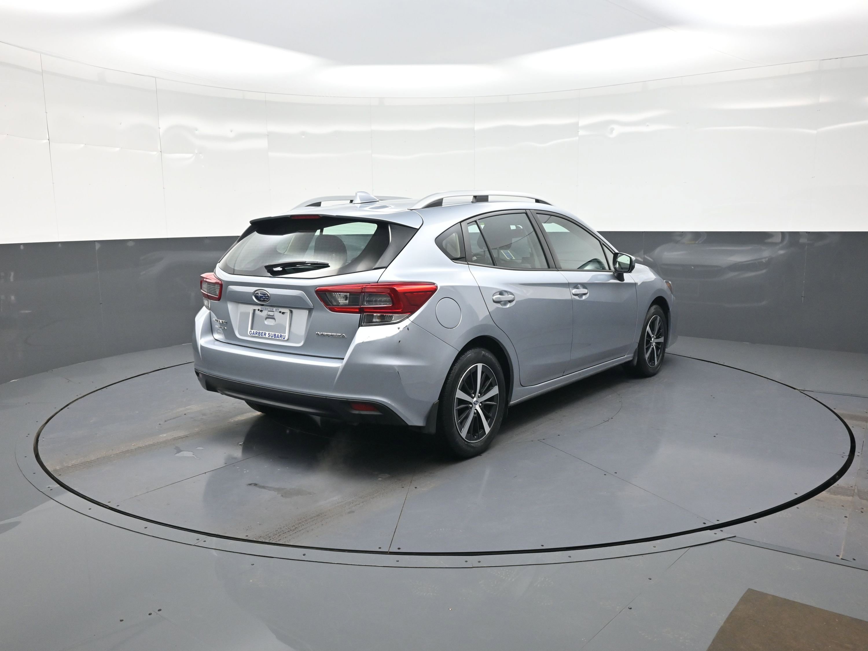 Used 2023 Subaru Impreza 2.0i Premium AWD/4WD image 3