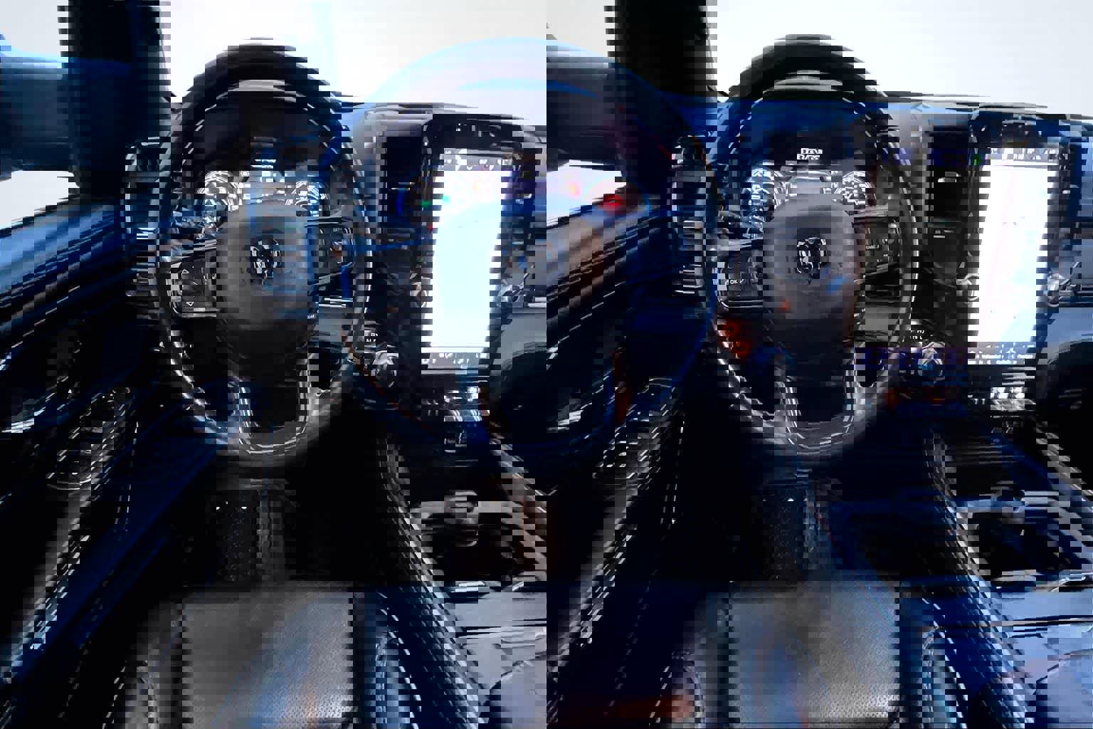 Used 2022 RAM 1500 Limited w/ Body-Colour Bumper Group image 15