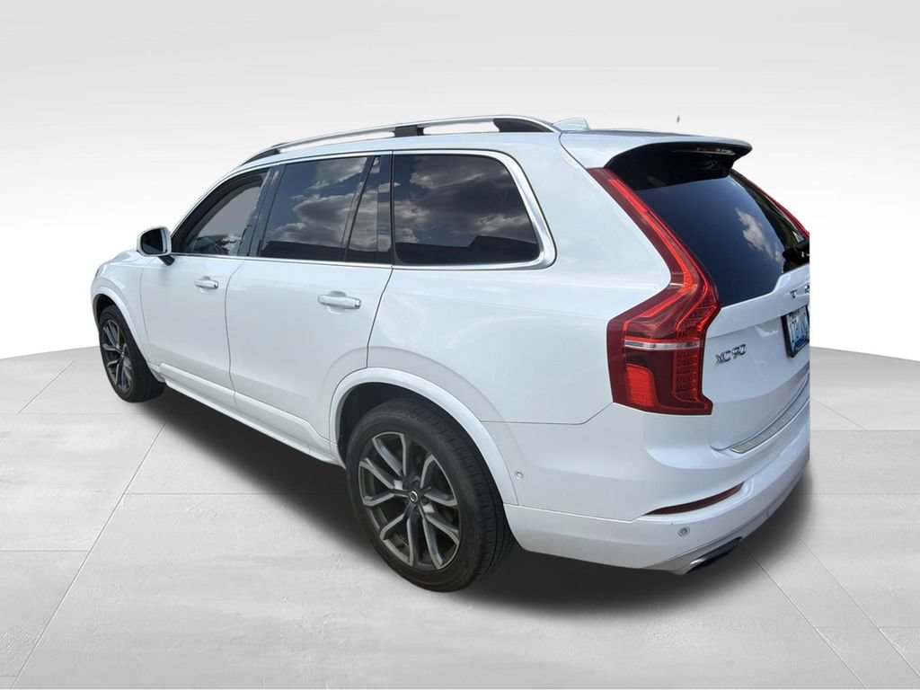 Used 2016 Volvo XC90 T6 Momentum w/ Momentum Plus Package AWD/4WD image 6