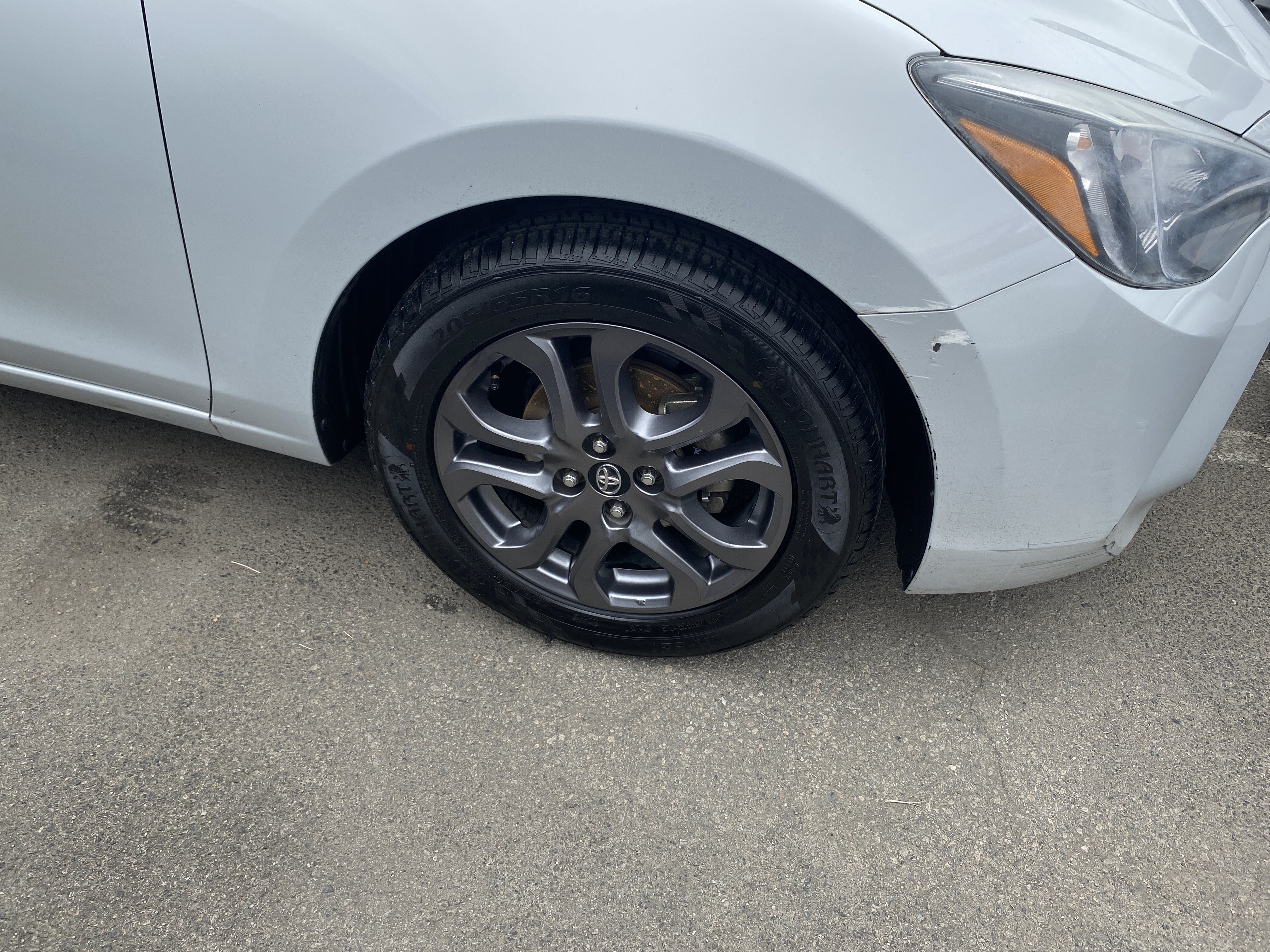 Used 2019 Toyota Yaris LE FWD image 22