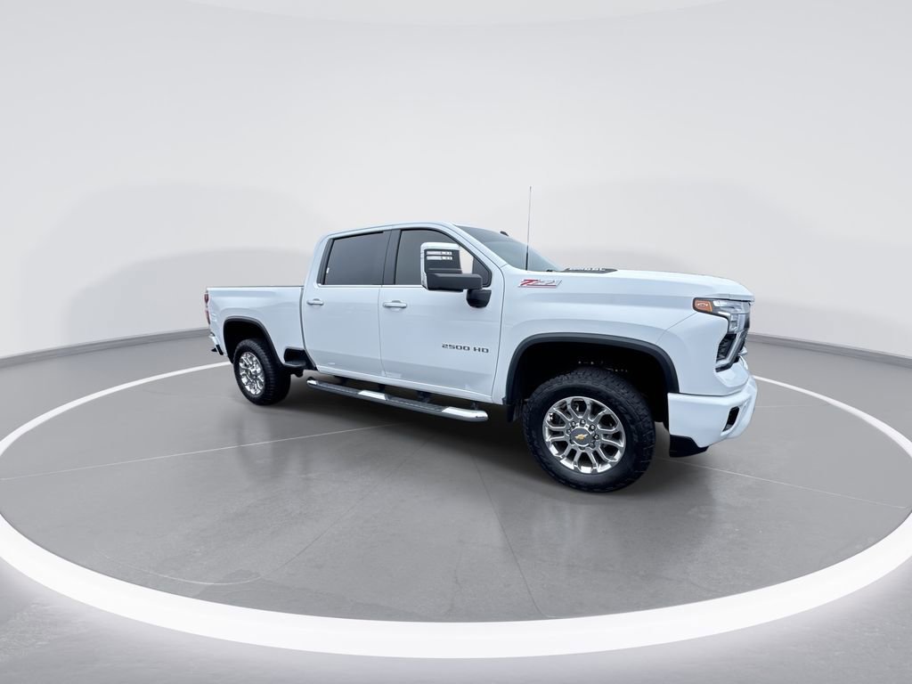 Used 2025 Chevrolet Silverado 2500 LT w/ Z71 Chrome Sport Edition image 2