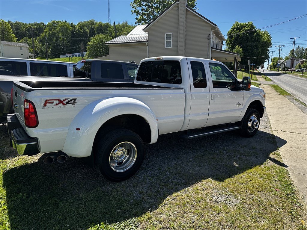 Used 2013 Ford F350 Lariat w/ Chrome Pkg AWD/4WD image 4
