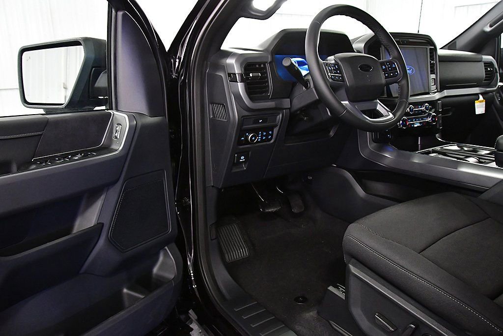 New 2026 Ford F150 XLT w/ Equipment Group 302A MID image 17