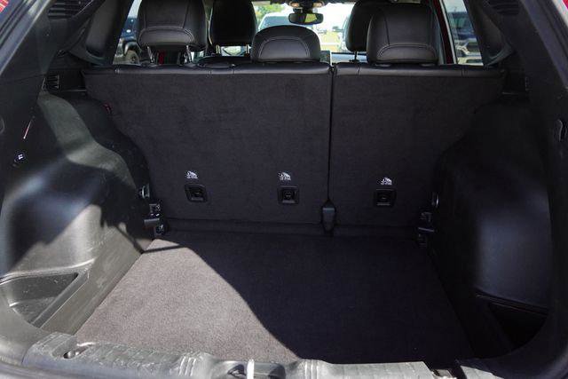 Certified 2023 Jeep Compass Limited image 13