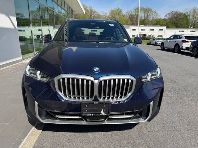 New 2026 BMW X5 xDrive40i w/ Climate Comfort Package AWD/4WD image 4
