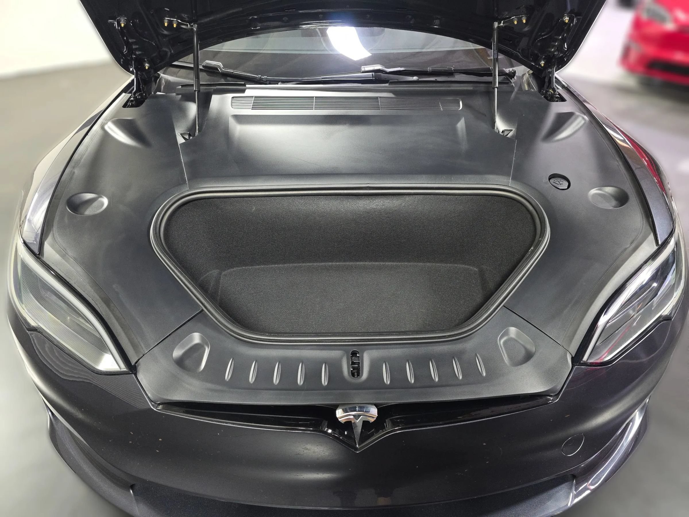 Used 2024 Tesla Model S AWD/4WD image 16