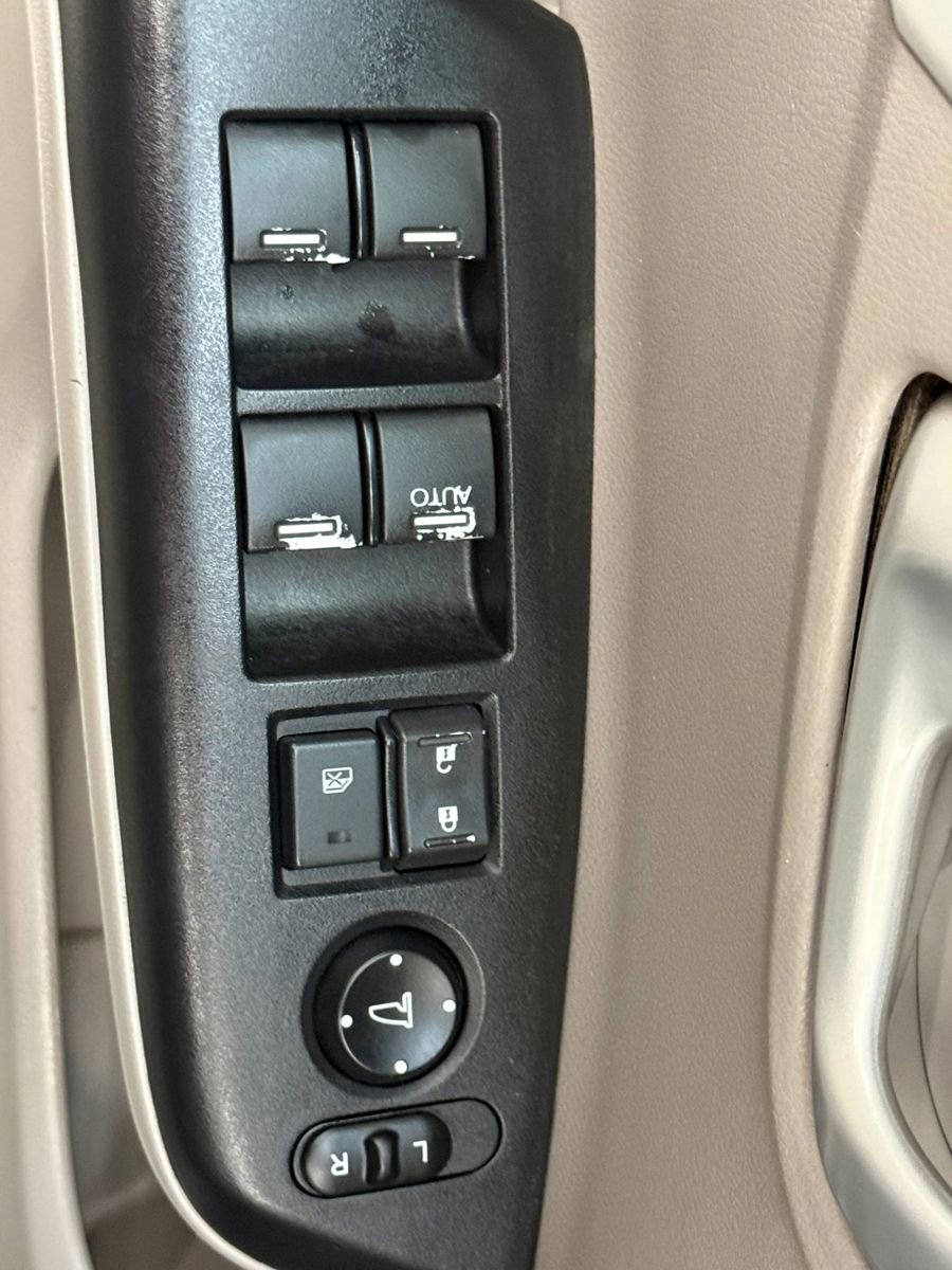 Used 2014 Honda Civic Hybrid Sedan image 25