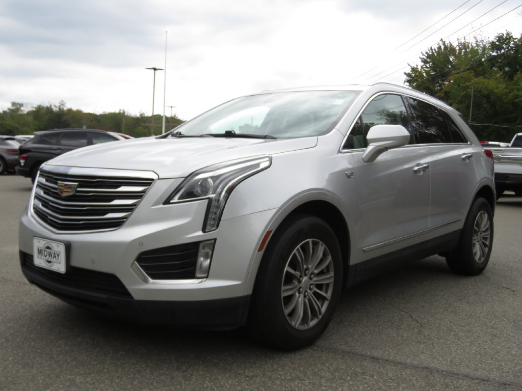 Used 2017 Cadillac XT5 Luxury w/ Driver Awareness Package AWD/4WD image 1