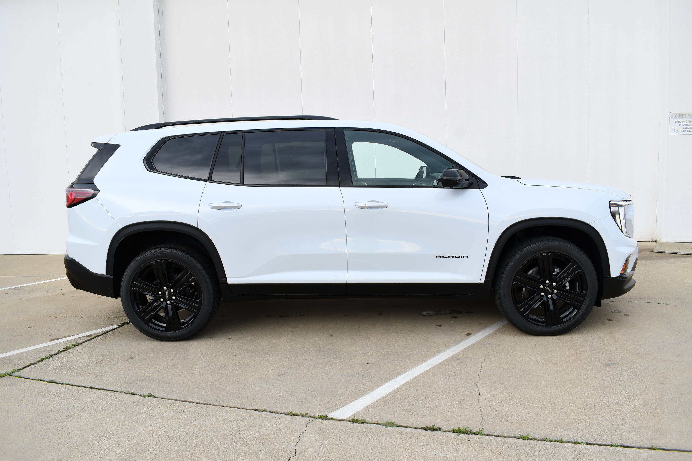 New 2026 GMC Acadia Elevation w/ Black Edition AWD/4WD image 5