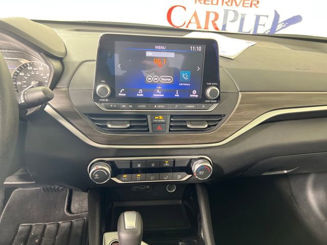 Used 2024 Nissan Altima 2.5 SV image 18