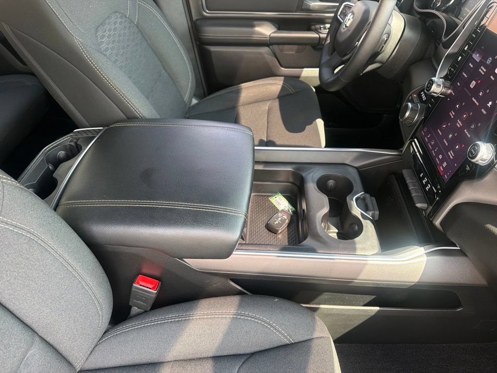 Used 2025 RAM 1500 Big Horn AWD/4WD image 45