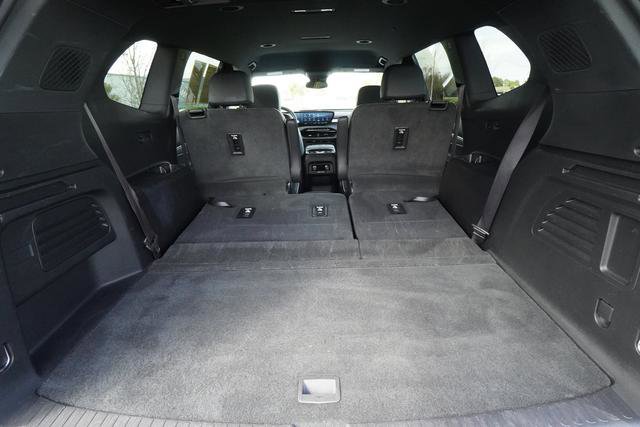 Used 2025 Buick Enclave Preferred image 32