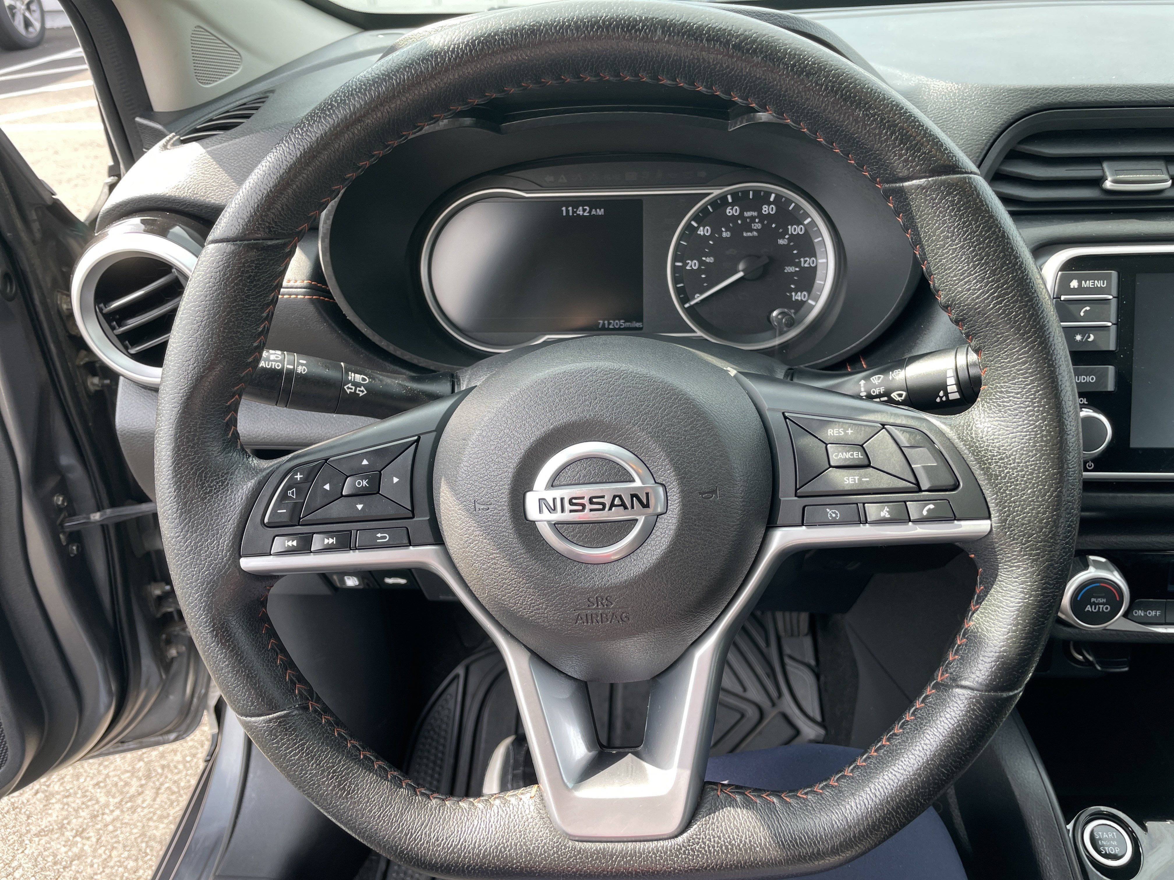 Used 2020 Nissan Versa SR image 34