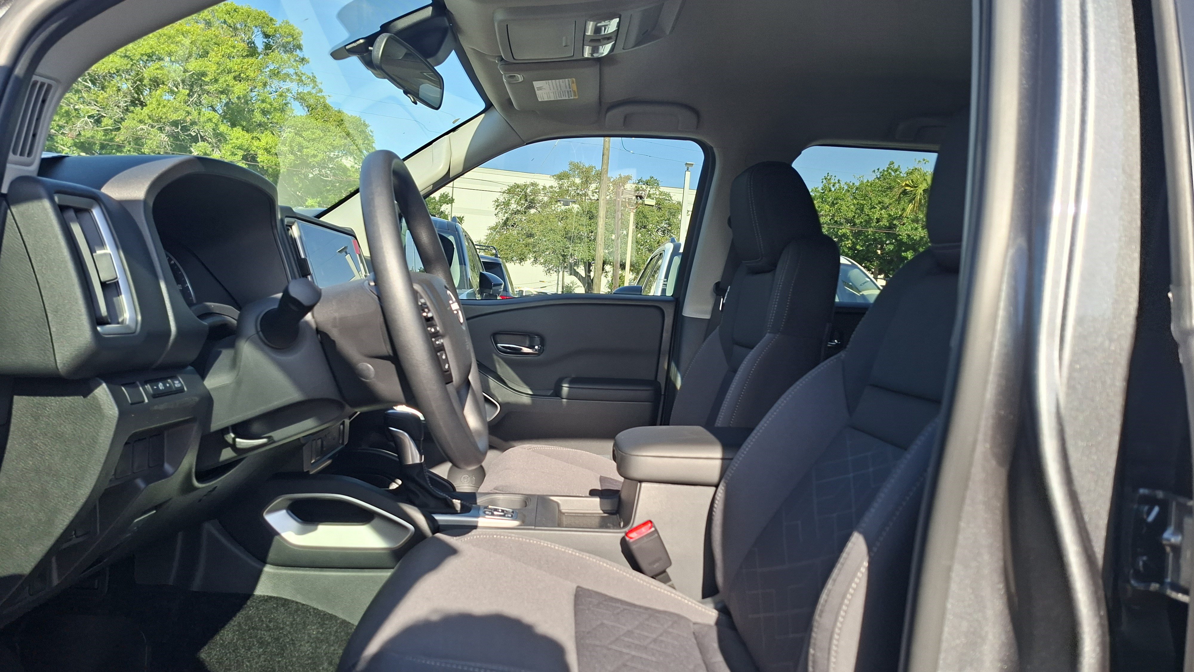 New 2026 Nissan Frontier SV w/ Tow Package AWD/4WD image 6