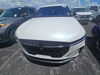 Used 2024 Lincoln Nautilus Premier w/ Equipment Group 102A AWD/4WD video 2