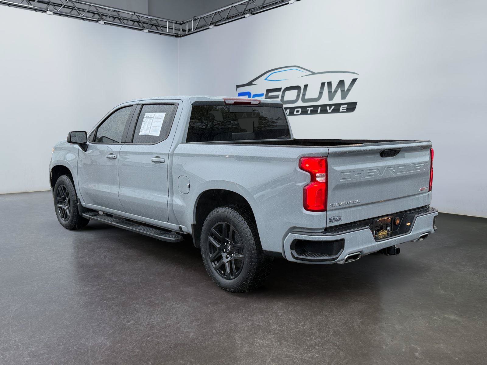 Used 2024 Chevrolet Silverado 1500 RST w/ Convenience Package II AWD/4WD image 5