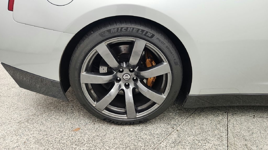 Used 2009 Nissan GT-R Premium AWD/4WD image 26