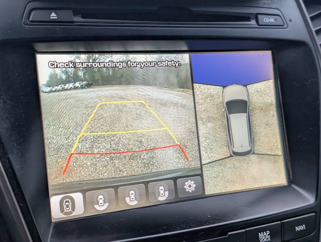 Used 2018 Hyundai Santa Fe Sport w/ 2.4L Tech Package 04 FWD image 17