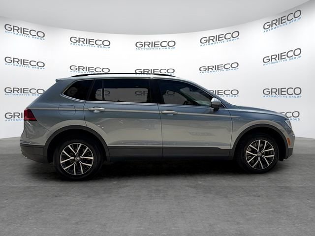 Used 2019 Volkswagen Tiguan SE w/ Panoramic Sunroof Package FWD image 8