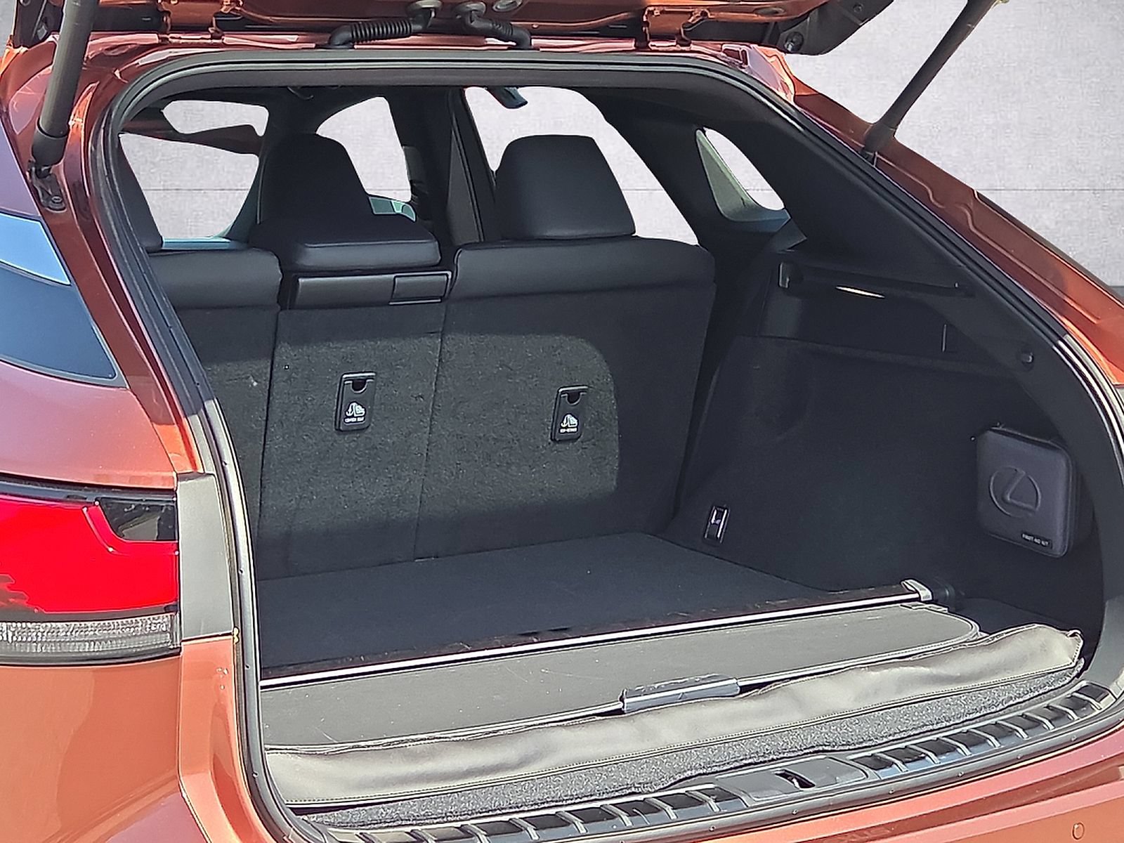 Used 2023 Lexus RX 350 Premium Plus w/ Accessory Package (Z1) AWD/4WD image 9