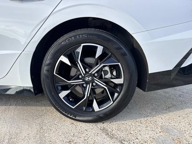 Used 2025 Hyundai Sonata SEL image 16