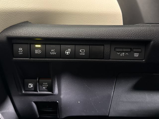 Used 2024 Toyota Sienna Platinum AWD/4WD image 45