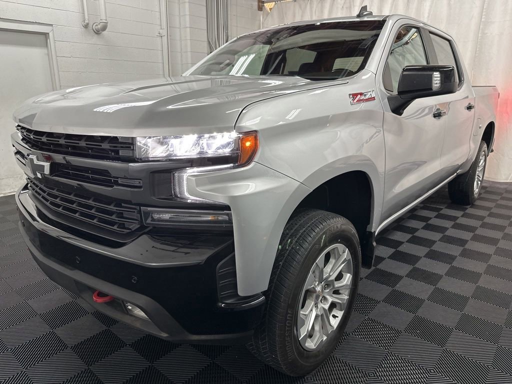 Used 2021 Chevrolet Silverado 1500 LT Trail Boss w/ Convenience Package II image 2